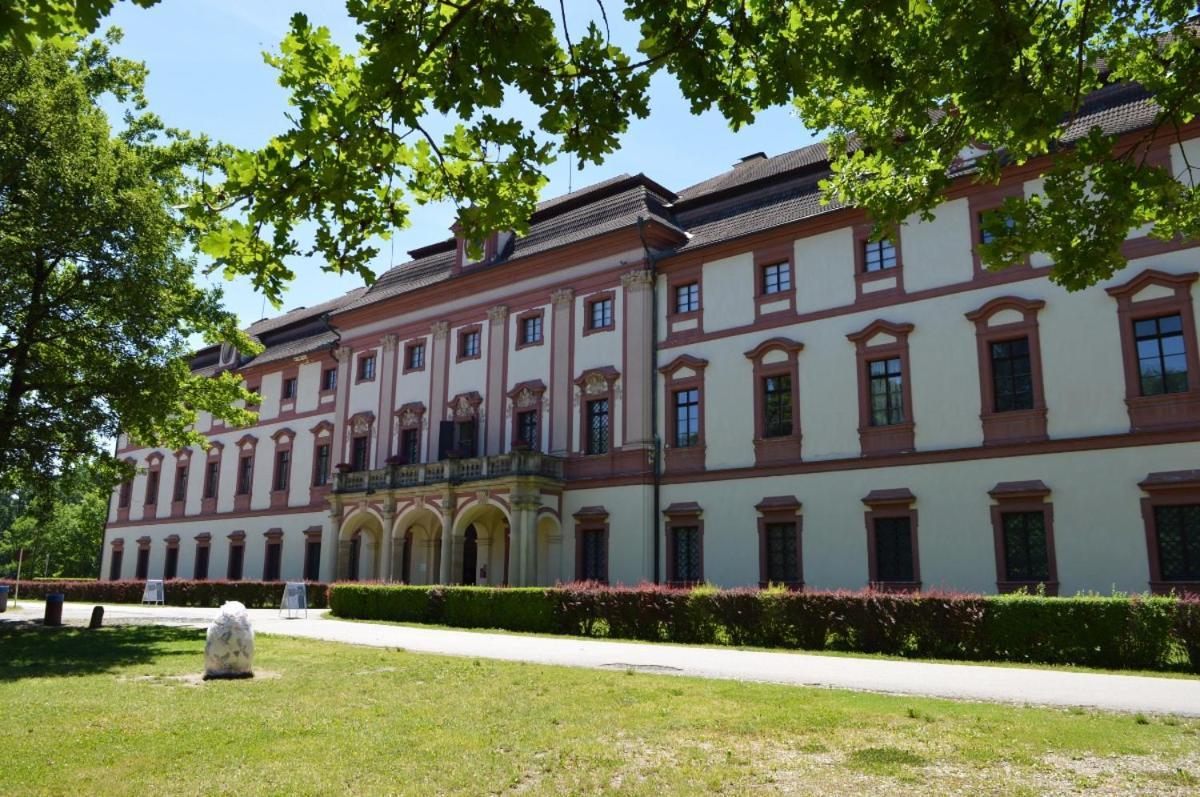 Apartman Olesnik Appartamento Esterno foto