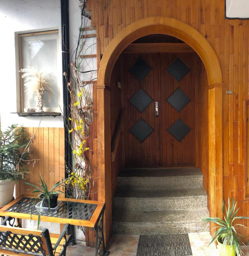 Apartman Olesnik Appartamento Esterno foto